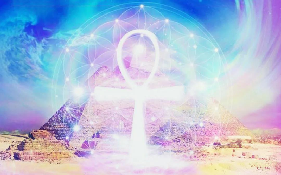 超越 吸引力法则：“巧合”实际上是在指引我们走向真正的命运
